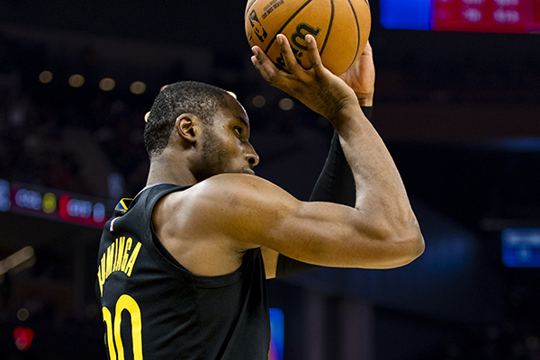 从<a href=/basketball/zibo/cavs/ target=_blank class=infotextkey>骑士</a>到太阳的蜕变！凯文-约翰逊以自身经历开导库明加
